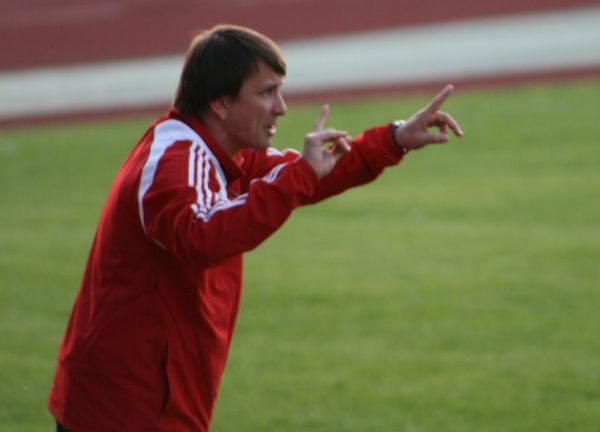 Во втором тайме игра команды не устраивала Сергея Первушина
