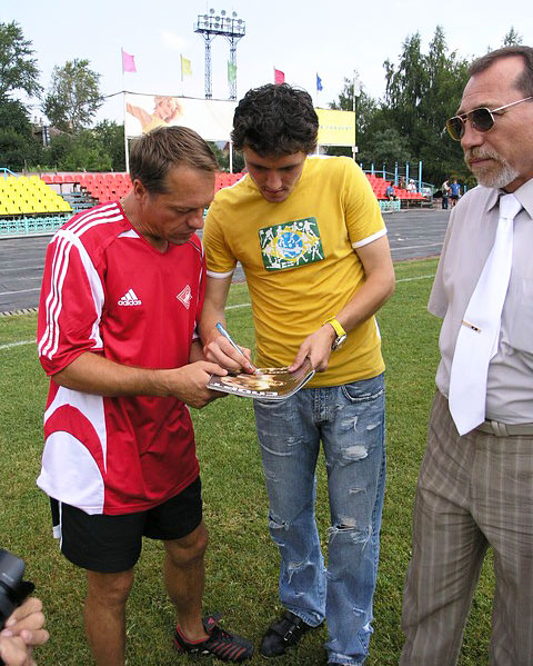 Юрий Жирков в центре внимания